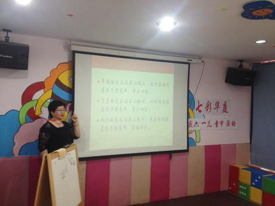 嬰智貝佳長(zhǎng)寧園智慧父母學(xué)堂第一講圓滿結(jié)束！