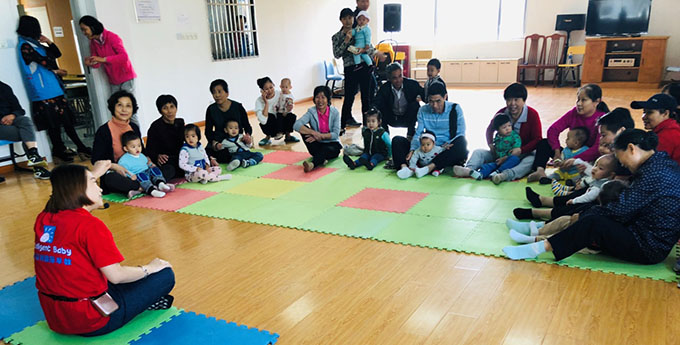 嬰智貝佳公益早教進(jìn)行時(shí)，成為江川社區(qū)公益早教合伙人。